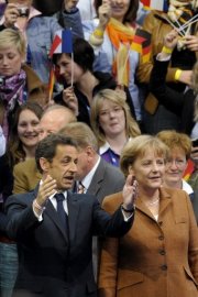 Européennes : Angela Merkel devant Nicolas Sarkozy
