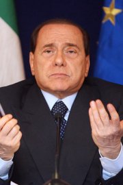 Le cas Berlusconi en examen au G8
