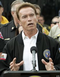 Schwarzenegger d'accord pour parler du cannabis