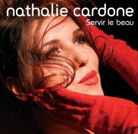 Nathalie Cardone sert le Beau.... bientôt sur Le Mague !
