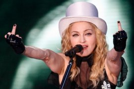 Varsovie voit Madonna en rivale de la Madone