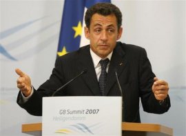 Nicolas Sarkozy prend les Européennes en Main