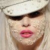  Á Lady Gaga