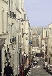 Un immeuble s'effondre en plein Paris