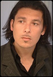 Une lectrice envoie son compliment à notre Fondateur bien aimé