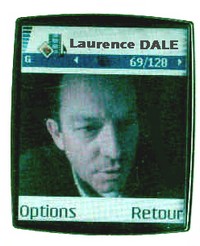 Que trouve-t'on dans le téléphone portable de notre fondateur ?