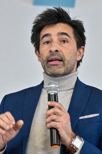 Laurent Bruneau à Agen : un maire qui ne manque pas de… pruneau