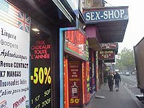 PIGALLE : PIEGE A CONS