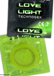 Nouvelles capotes : un maximum de plaisir en toute sécurité !