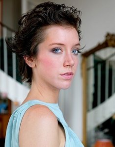 SARA GIRAUDEAU AU PAYS DES POISSONS MARTEAUX