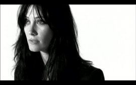 MISS U, Le premier extrait du nouvel album de Mareva Galanter