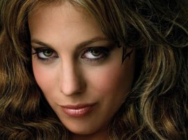 LaFee : “Jetzt Erst Recht” : La réponse féminine à Tokio Hotel