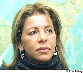 Latifa Bennari à la Fnac de Metz le 16 avril 2004