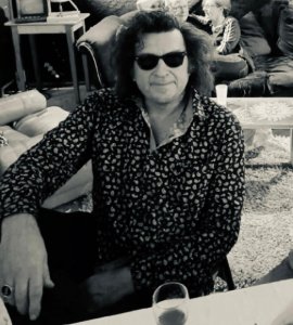 Biographie du Galeriste et Commissaire d'exposition Frédéric Roulette