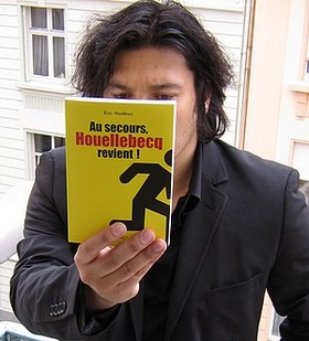 Livre entretien : "Au secours Houellebecq revient", Eric Naulleau