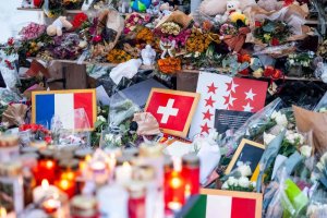 Drame de Crans-Montana : le temps du recueillement, de l'accompagnement et de la vérité