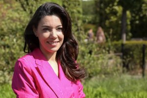 Sophia Chikirou, la surprise du débat en étant plus percutante, plus claire, plus politique que prévu