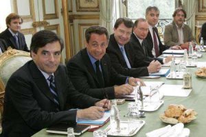 Les Désirs de Sarko aux Prises avec la Réalité