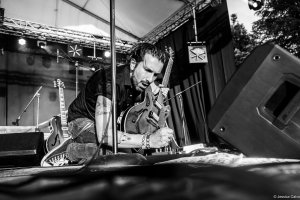 Piero Quintana et sa guitare (interview)