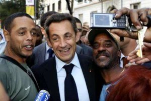 Lui, il peut déjà travailler plus