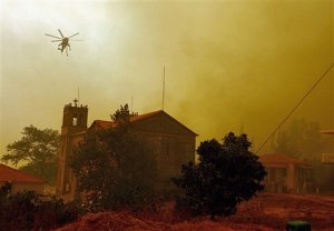 Le Gouvernement grec Fait la Danse de la Pluie