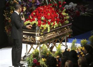 Où est le corps de Michael Jackson ?