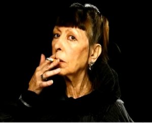 Brigitte Fontaine sodomise le Système avec Génie