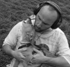 PETIT CHIEN DES RUES, le Buzz de l'été ?