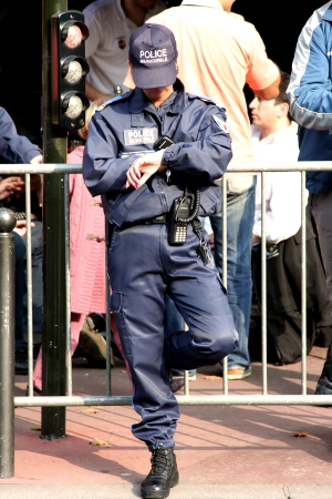 Engagez-vous dans la Police des Mots