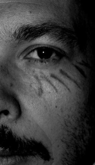 Je suis noir de monde /PACKED WITH BLACK THOUGHTS