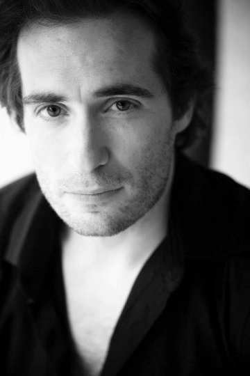 Interview de Peter Tournier, Metteur en scène, fondateur de l'école de théâtre EVA – Ecole Voie de l'Acteur