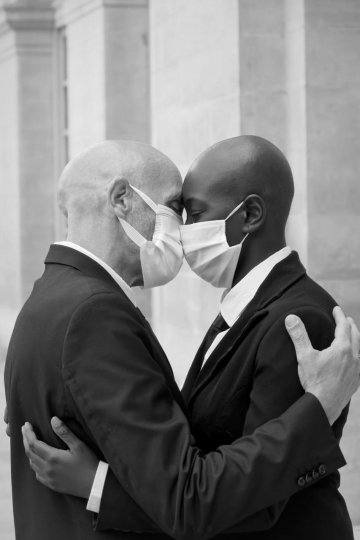 LE #COVIDKISS fait le BUZZ