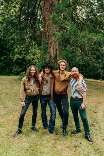 Sortie digitale du 1er EP "Doorsteps" de Greg Novan, le 4 mars 2022.