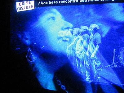 « Ca se discute » sur France 2 : Portrait de Carole, fan du groupe AHA 