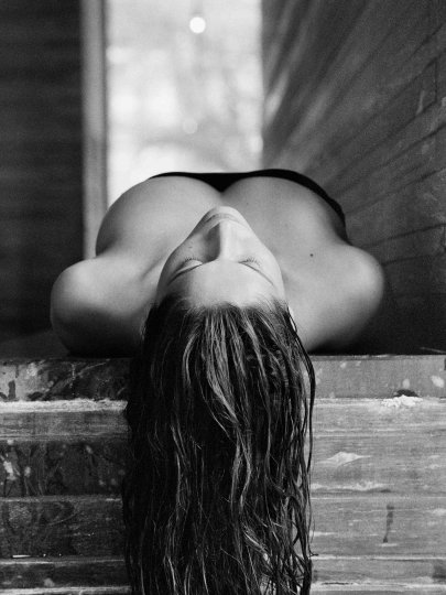 LÆTITIA CASTA PAR DOMINIQUE ISSERMANN