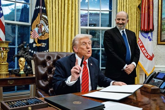 Derrière les discours de Donald Trump, flatterie, simplisme et stratégie