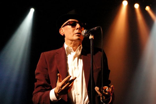 Bashung : connaît pas la crise 